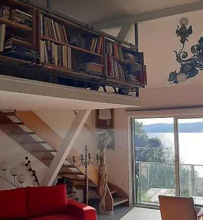 Loft In